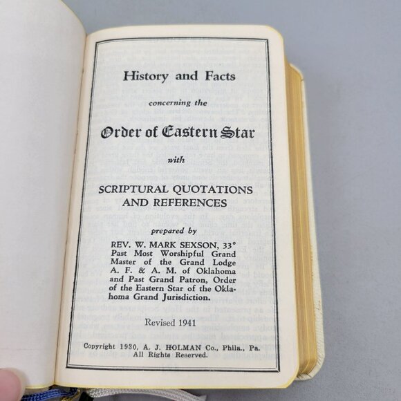Vintage Holy Bible Order of the Eastern Star 1941 Edition Ribbons Original Box - Picture 6 of 11